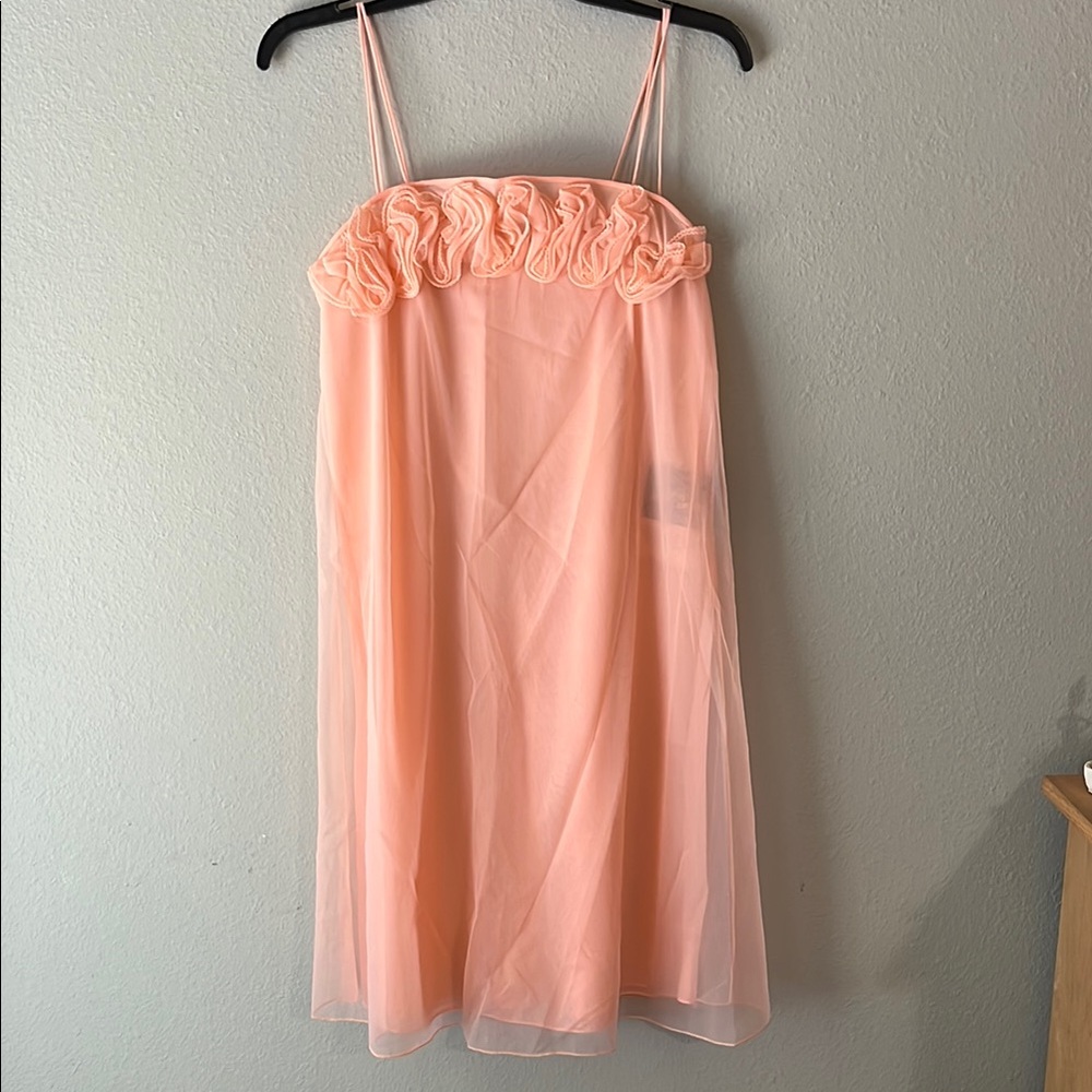 Deadstock Lingerie - Peach ruffled nightgown - Young Ideas Kayser - size Small